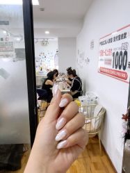 -尤米一站式美甲美睫