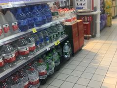 -沃尔玛(前山店)