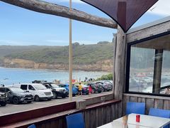 -12 Rocks Beach Bar Cafe