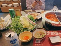 -牛YO寿喜烧·铁板烧和牛火锅自助(市府恒隆店)