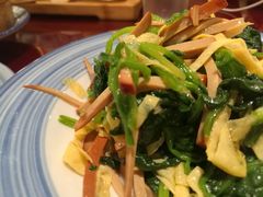 鸡蛋干拌菠菜-宏状元现熬粥·京味菜(三里河店)