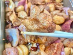 -老东镇啤酒屋海鲜加工·蒸汽海鲜·海鲜烧烤(台东店)