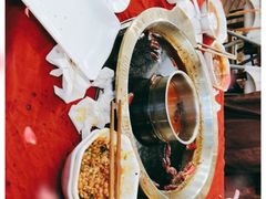 -山城年华老火锅(玉林店)
