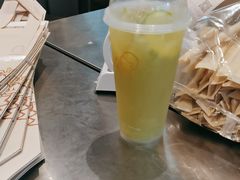 -喜茶(广州五羊邨店)