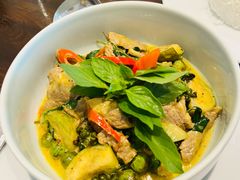 -Chom Cafe and Restaurant