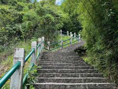 -南昆山川龙瀑布