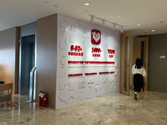 -上海跨国采购会展中心