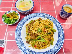 经典牛肉炒粉-赣南粉局·江西锅气炒粉(大宁久光店)