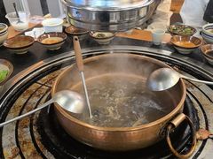 -阿山卓·野生菌火锅·纳西火塘烤肉