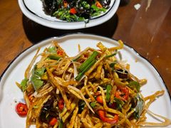 -老兰家传统烧烤炒菜泡馍(小南门店)