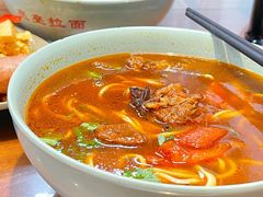 -亮亮面馆(经六路店)