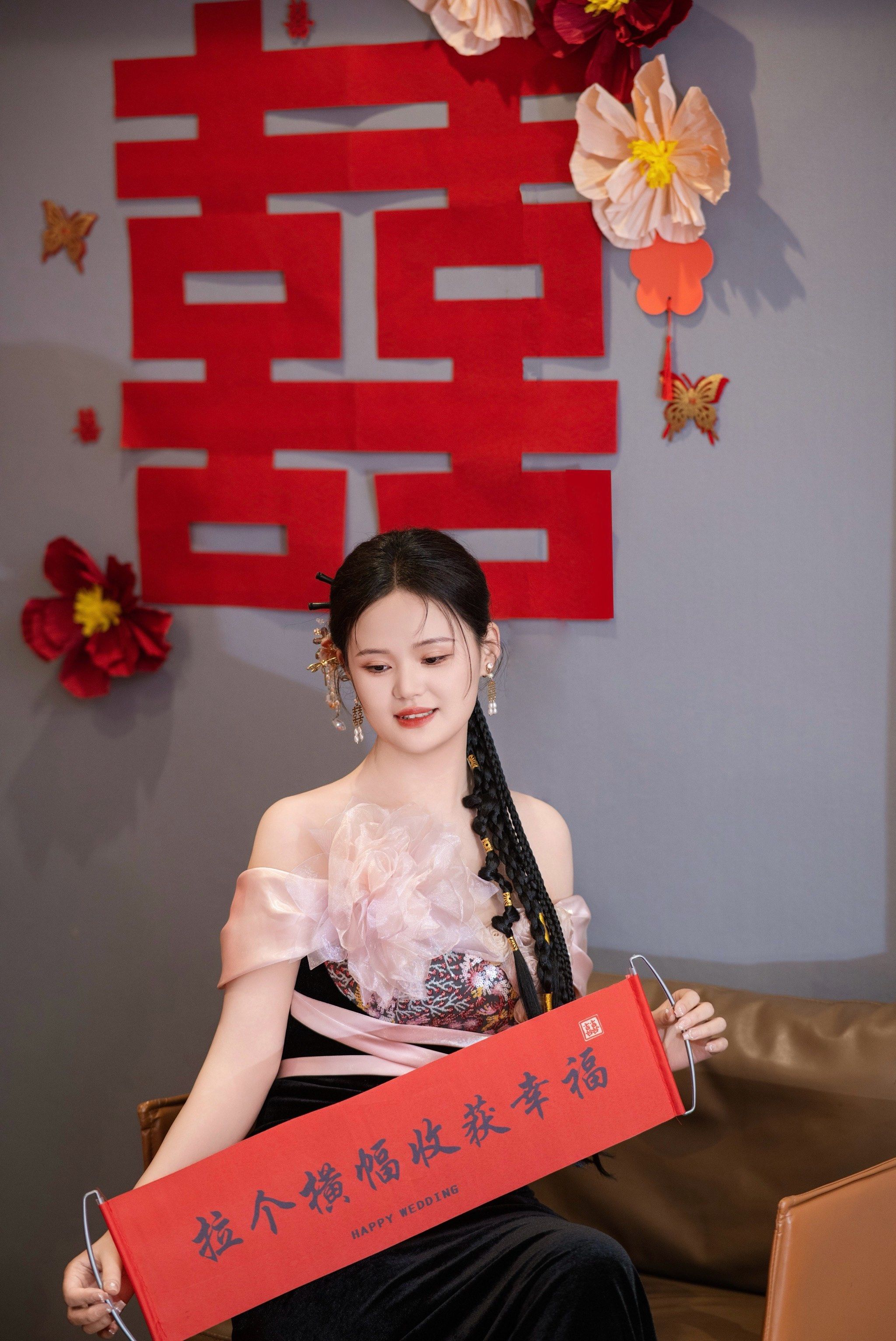 唐河5.2婚礼跟妆,新娘晨袍造型