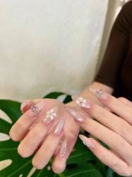 -U3美甲美睫沙龙