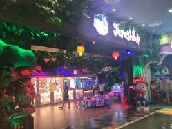 -菲菲羊乐园(临平银泰城店)