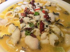 老坛酸菜黑鱼-永安鱼庄·镇江菜(丁卯店)