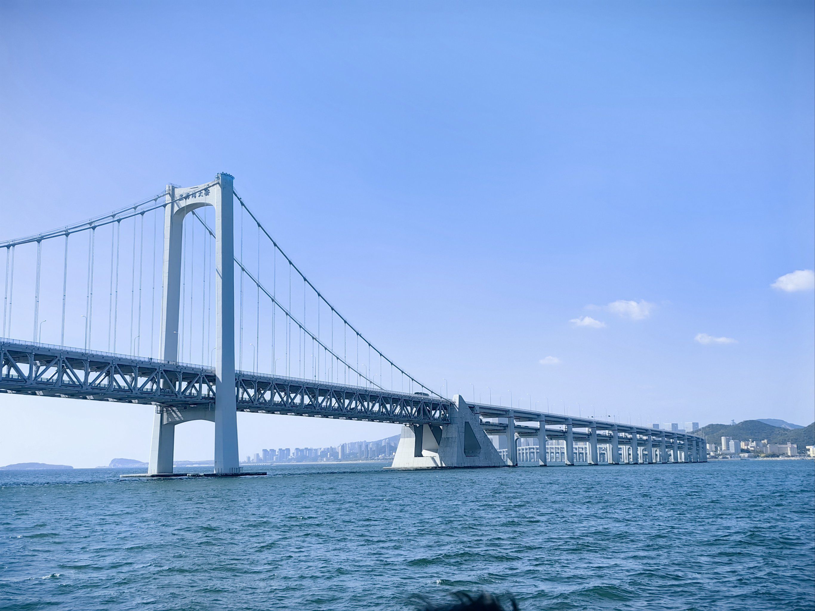 大连的跨海大桥是真的壮观,海景美如画
