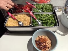 云南蘸水小料-小街猪手(团结湖店)