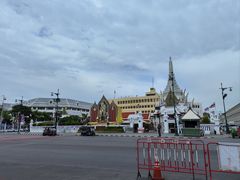 -皇家田广场(อนุสาวรีย์ทหารอาสา)