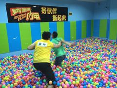 iphone_upload_pic-好玩工厂密室·鹅鸭杀·桌游拼豆电玩