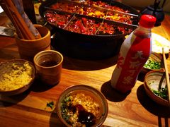 -白乐天毛肚火锅馆(解放碑店)