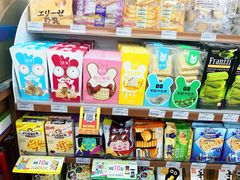 -全家便利店(东直门店)