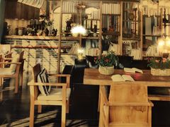 -楠柏弯休闲山庄(梨花溪店)