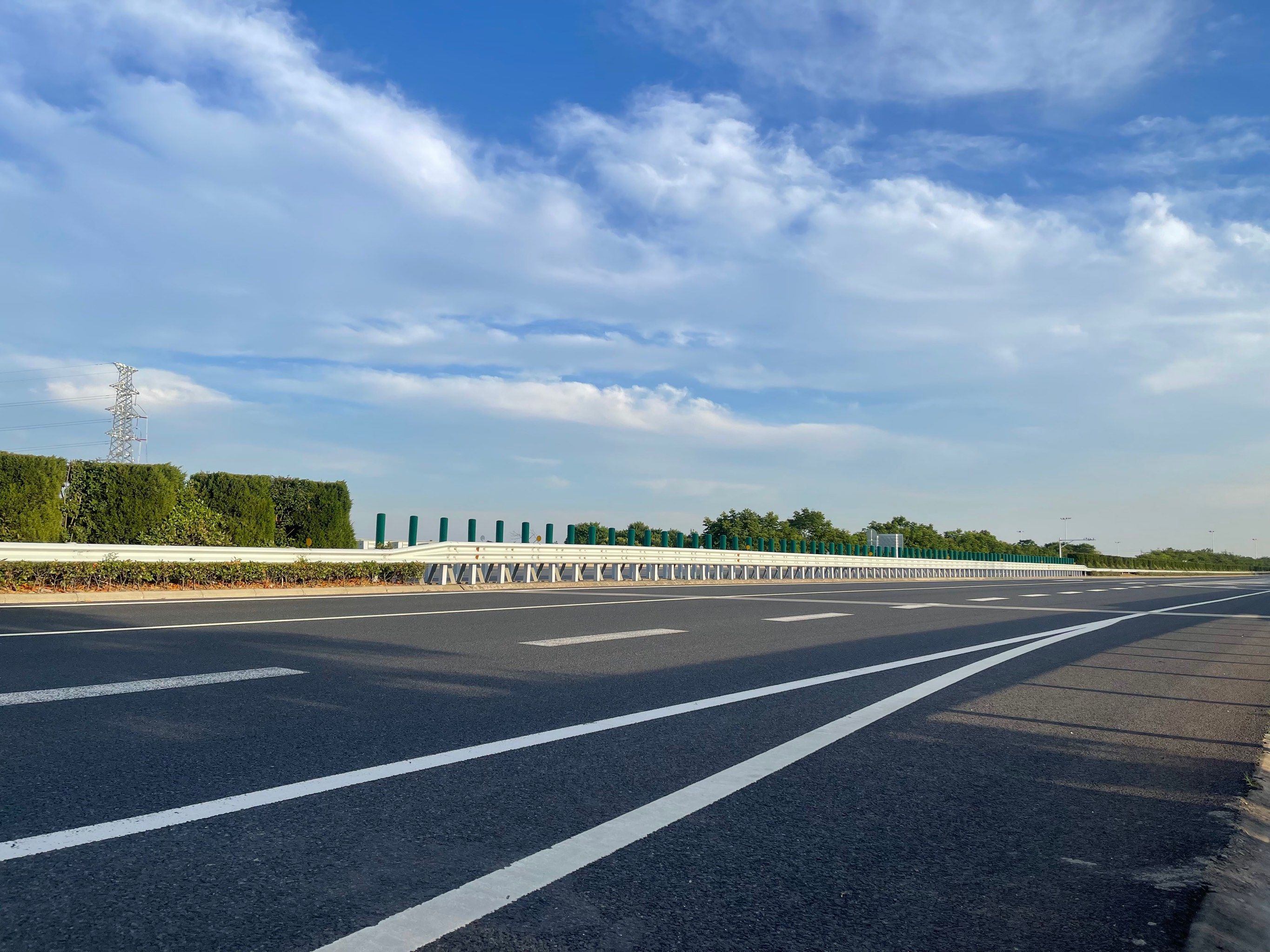 高速公路 #高速熄火 
精彩的端午节结束了,就像连续剧一样