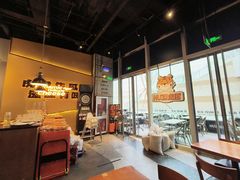 -HUZI虎滋精酿餐吧(京西大悦城店)