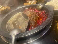 菌汤麻辣鸳鸯锅-宽板凳老灶火锅(簋街店)