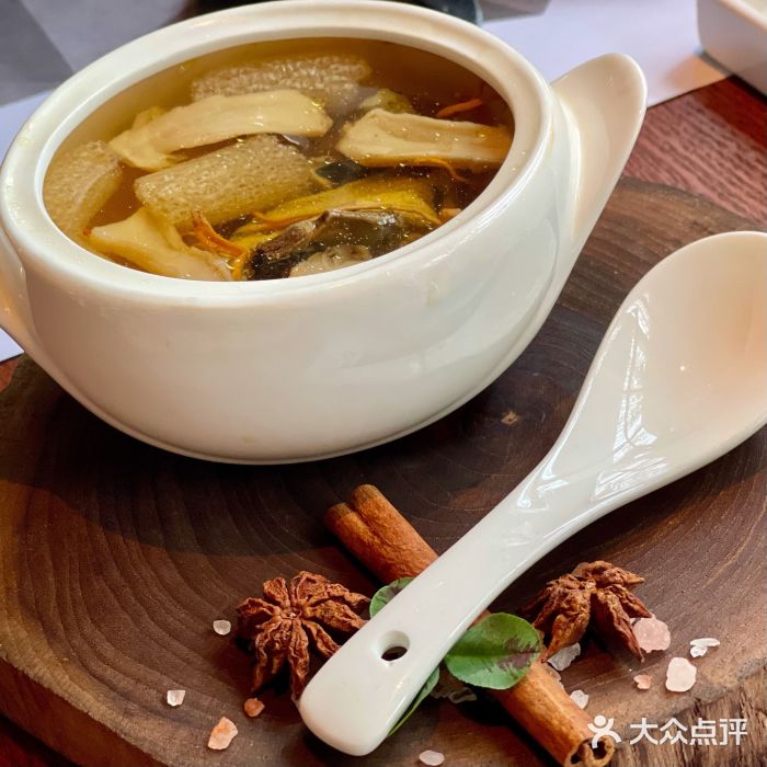 NIUNIUPARK和牛螃蟹(龙湖杭州滨江天街店)每日养生例汤图片