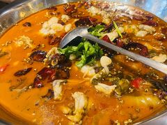 -阿楷·二十年烧烤宵夜·渔家小寨(达明店)