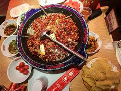 -何师傅美蛙鱼头(汉街店)
