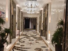 -万泊酒店(长沙五一广场国金中心店)