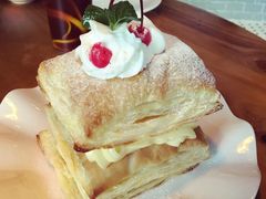 -新大咀港式茶餐厅(宝山万达店)