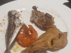 -大中华希尔顿酒店-念自助餐·嗨啤·小龙虾