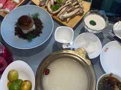 -慢丽江·云南野生菌土鸡锅(付家庄店)