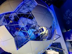 -梦东方未来世界航天主题乐园