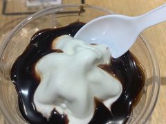 朱古力新地-麦当劳(温州人民路店)