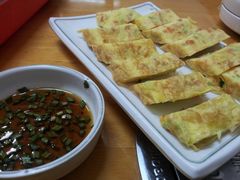 鸡蛋卷-青纱灯笼韩国料理店