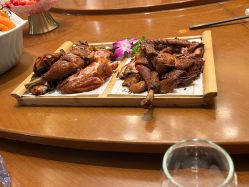 -鑫淼餐饮娱乐中心(江东街店)