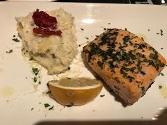 煎三文鱼配蔬菜-EATALIA意塔利意式餐厅(鼓楼店)