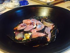 -王老六铁锅炖鱼(长春路店)