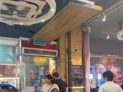 -滋味满屋美食坊(上海街店)