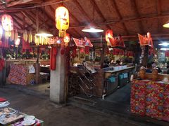 -鱼窝棚柴火铁锅炖(富山屯店)