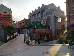 -陈仓老街美食天地