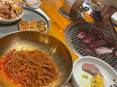 -草家酱蟹炭火烤肉店(珲春南路一店)