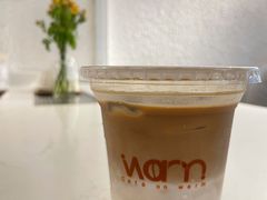 暖白-Cafe on warm(丹霞店)