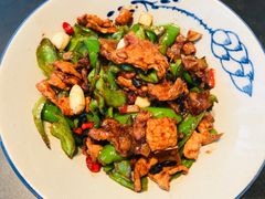 -鸽子侯·家宴·平价海鲜(市图书馆店)
