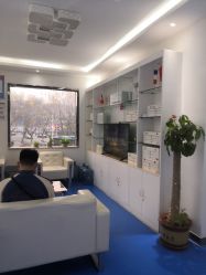 -蕾特恩专业祛痘国际连锁