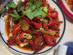 -老街烧烤大排档·地道湖北菜·龙虾馆(汉口火车站店)